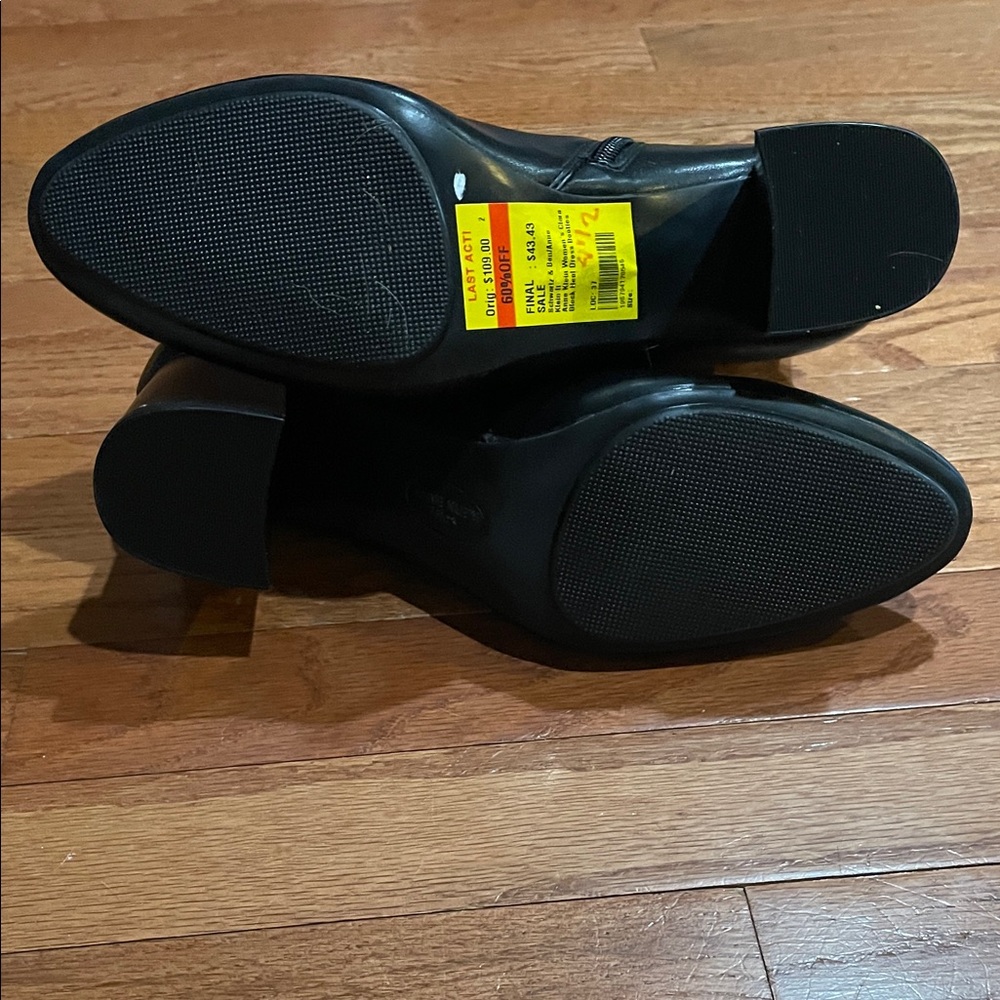 Anne Klein Black 8-1/2 Ankle Booties new without the box - Picture 8 of 8